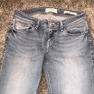 Guess 27R Super Stretchy Skinny Jesns